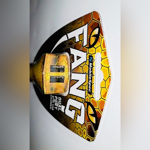 MobileSpec MBSSP21DC Orange/Yellow 12V Plug 2x USB Car Charger - Picture 3 of 7